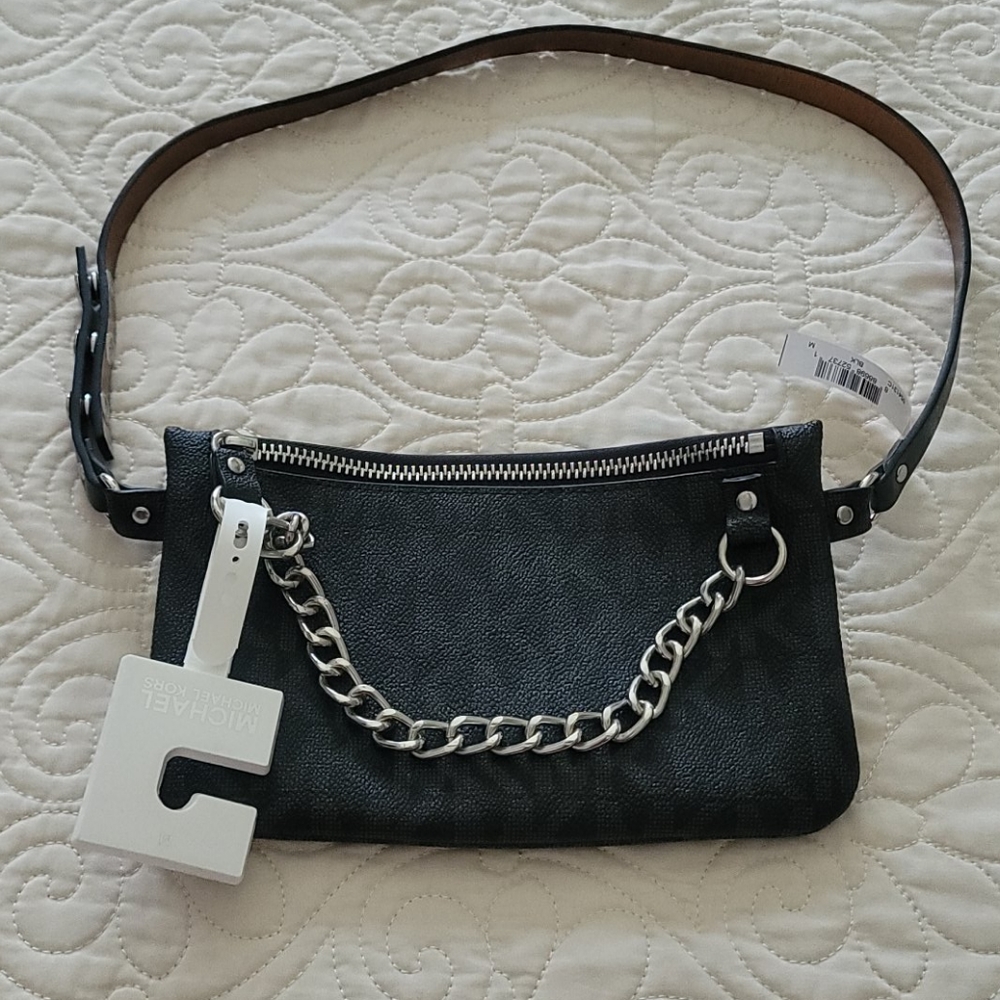Fanny pack